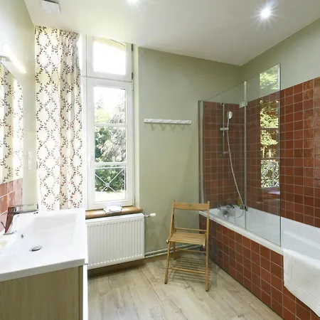 Chateau De Tour Ferienhaus Bellignies